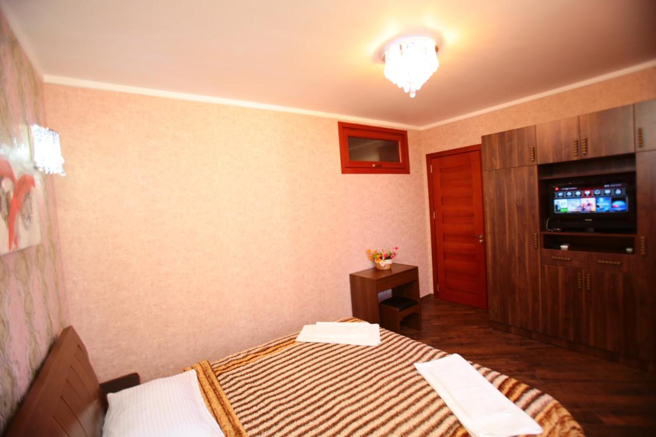 Orbi Sea Towers Batumi Resort Exterior photo