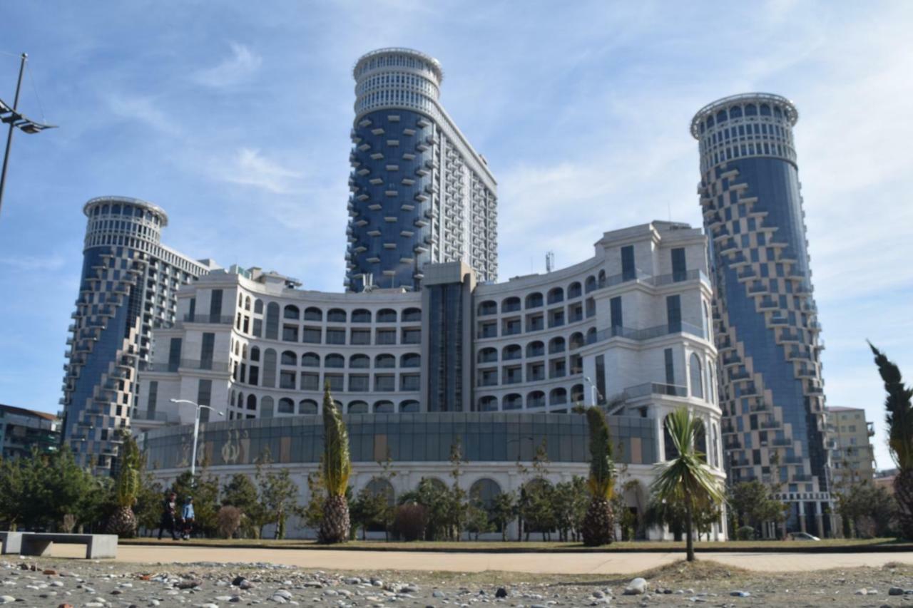 Orbi Sea Towers Batumi Resort Exterior photo